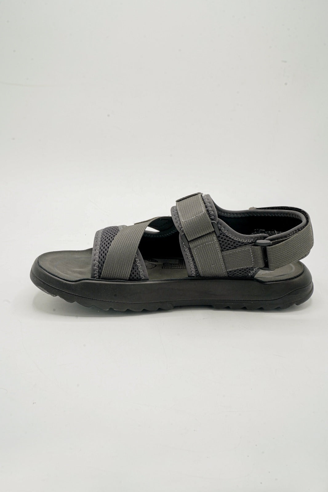 7005-MODEL: Men Imported Soft Luxiourious Sandal