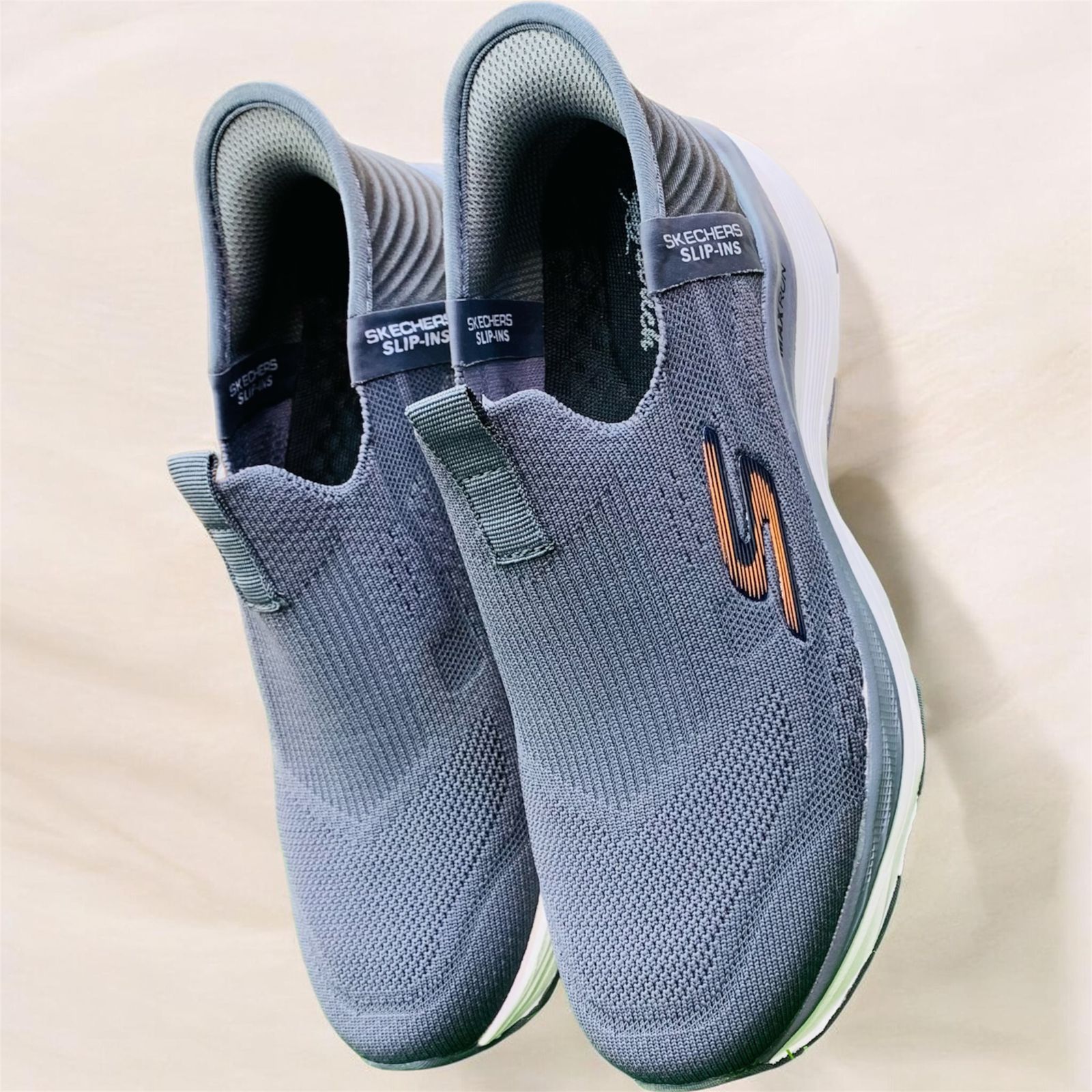 Comfortable Sketcher# SK-2525